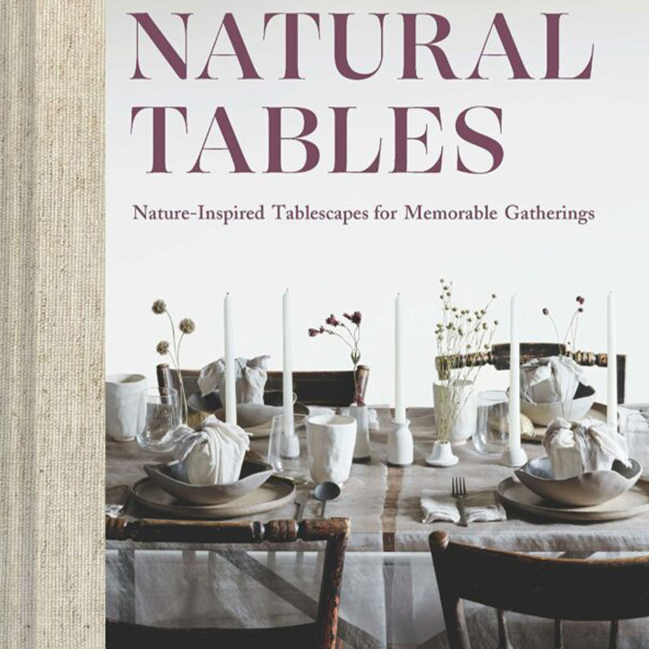 ספר NATURAL TABLES